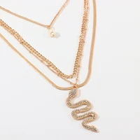 2022 wholesale european and american jewelry snake element necklace metal snake chain pearl necklace set