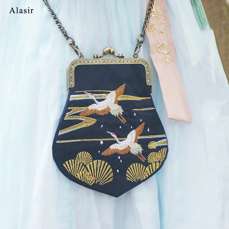 Сумка Alasir в китайском стиле с вышивкой журавликом женская сумочка на ремне через
