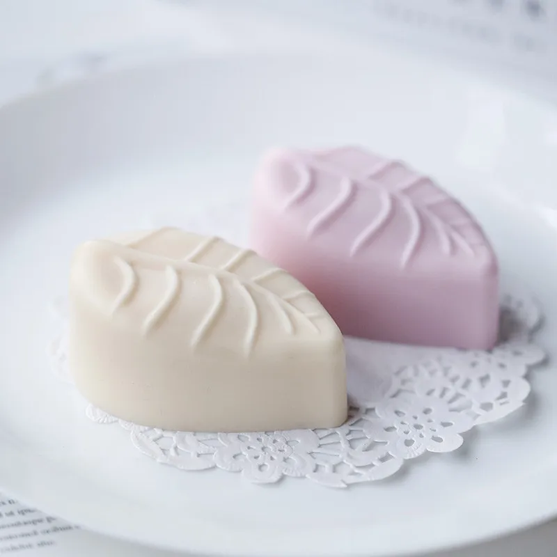 

1PC Tree Leaf Soap Mold DIY Mousse Cake Baking Mould Handmade Soap Candle Decoration Cake Tools Kitchen accessories