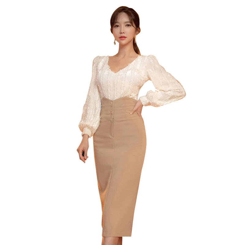

COIGARSAM Sexy Full Sleeve Women Long dress Winter Office Lady Korea Style Lace Solid Zipper V-Neck Dresses Apricot 823