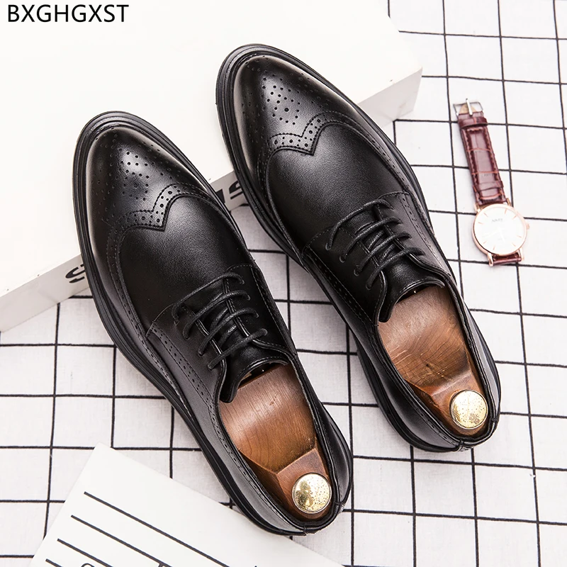 

Brown Oxford Brogue Shoes Men Designer Black Mans Dress Shoes Formal Wedding Shoes for Men 2022 Zapatos De Mujer Chaussure Homme