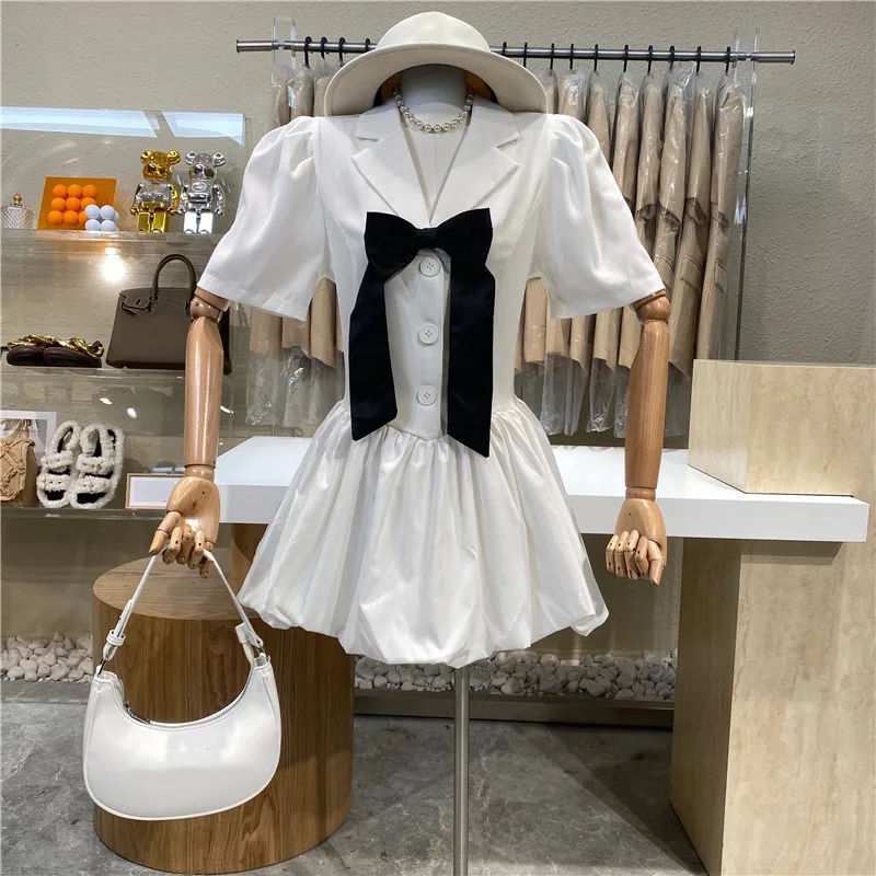 

2021 New Sweet Age Reduction Bubble Sleeve Bow Dress Niche Design Socialite Wind Slim Shaggy Skirt Fairy Skirt Dress