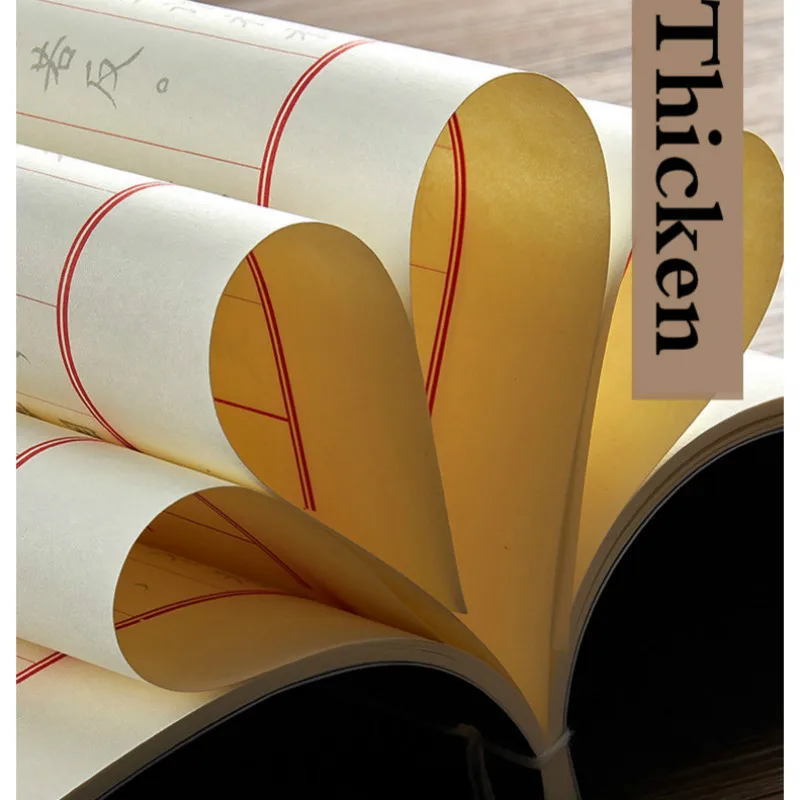 Каллиграф в древнем стиле стандартный писатель Китайская каллиграфия