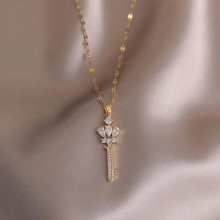 Новинка 2020 г. Модное Длинное золотое ожерелье с подвесками в виде короны и