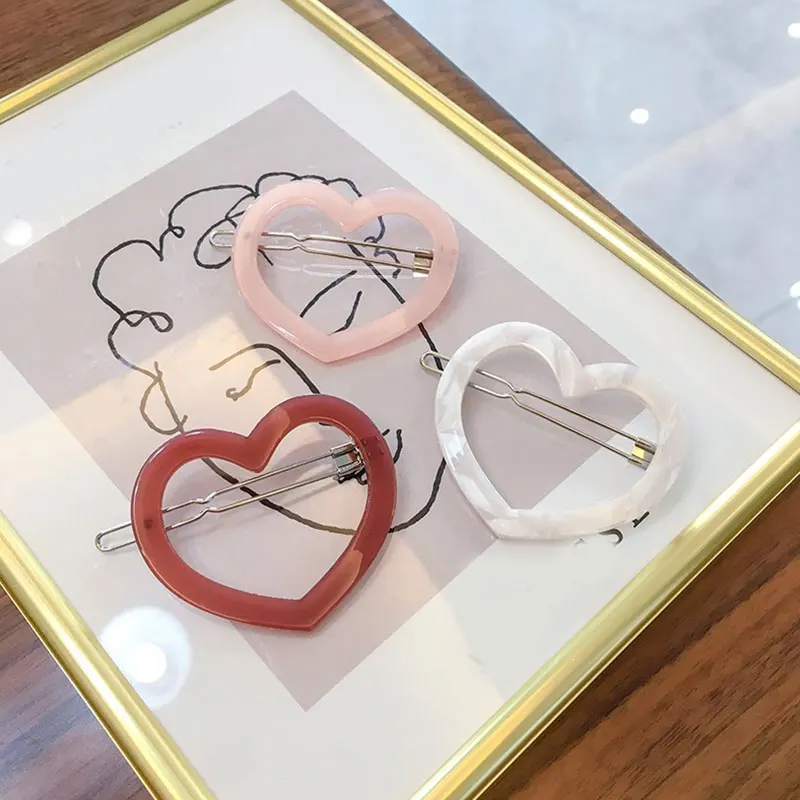 

Fashion Acrylic INS Hot Sale Acrylic Fashion Love Heart Shape Hair Clips Accessories For Kids Girls Barrette Hairpins