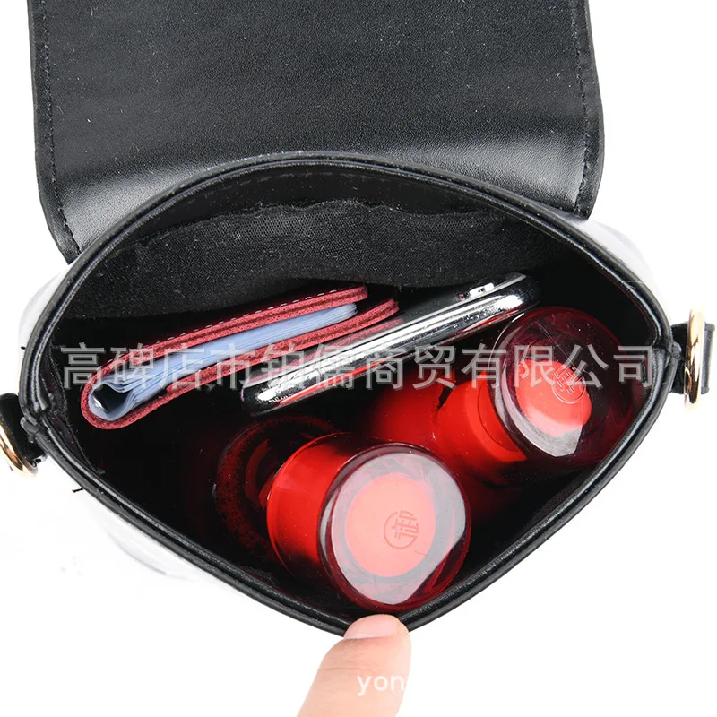

Disney cartoon Mickey pu female large capacity bucket bag fashion wild one shoulder messenger chain bag shopping trendy bag