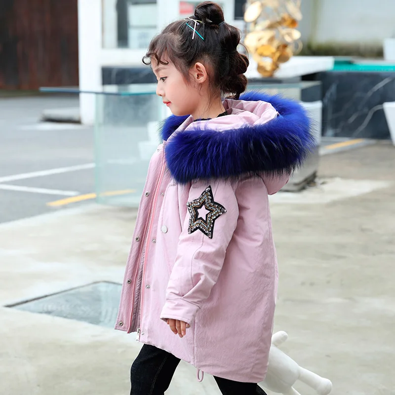 Зимняя куртка-пуховик для девочек парка с настоящим мехом капюшоном российское