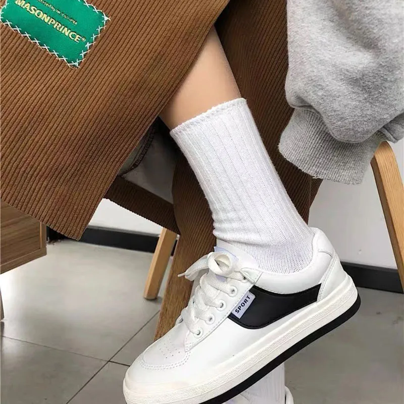 Women's Sports Shoes Leisure Shoes Running Shoes Spring and Autumn 2021 New Women's Fashion Outdoor Flat Bottom Vulcanized Shoes