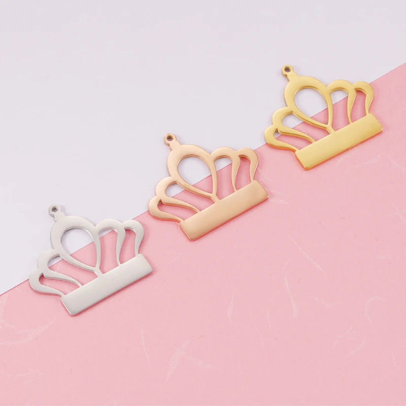 

Fnixtar 20Pcs/Lot 35*35mm Mirror Polish Stainless Steel Hollow Crown Charms For DIY Custom Making Necklaces Keychain Bracelets