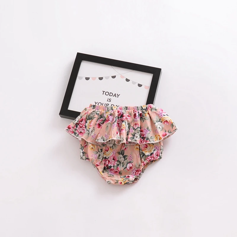 

Summer Fashion baby girls Boys Shorts Newborn Baby Fold Bloomers Girls Pattern Triangle Shorts Toddler Trousers PP Pants Clothes