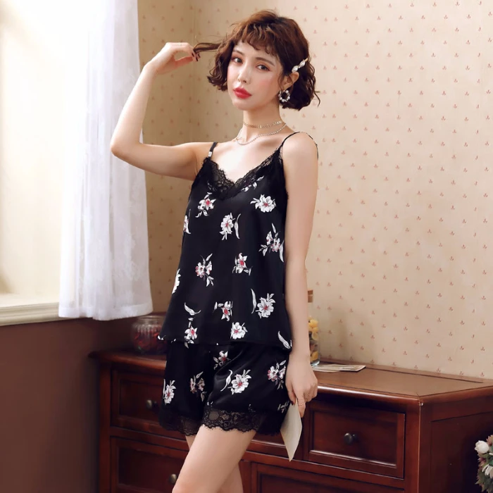 

New Women's Sleepwear Sexy Satin Pajama Set Black Lace V-Neck Pyjamas Sleeveless Cute Top and Shorts Sexy Lingerie Homewear