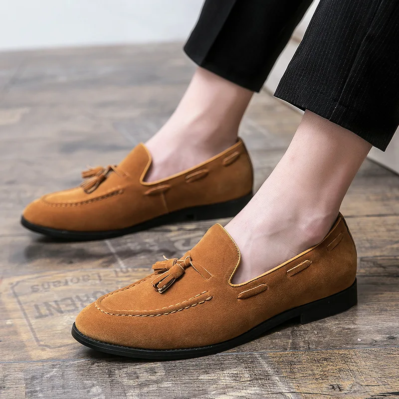 

Spring and summer new British style men's tassel loafers large size fashion set feet lazy peas shoes men luxury formal suits
