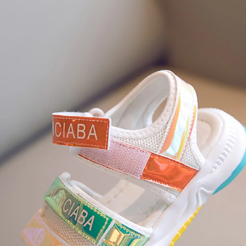 Детские сандалии новинка 2020 модные летние для девочек с широким красочным