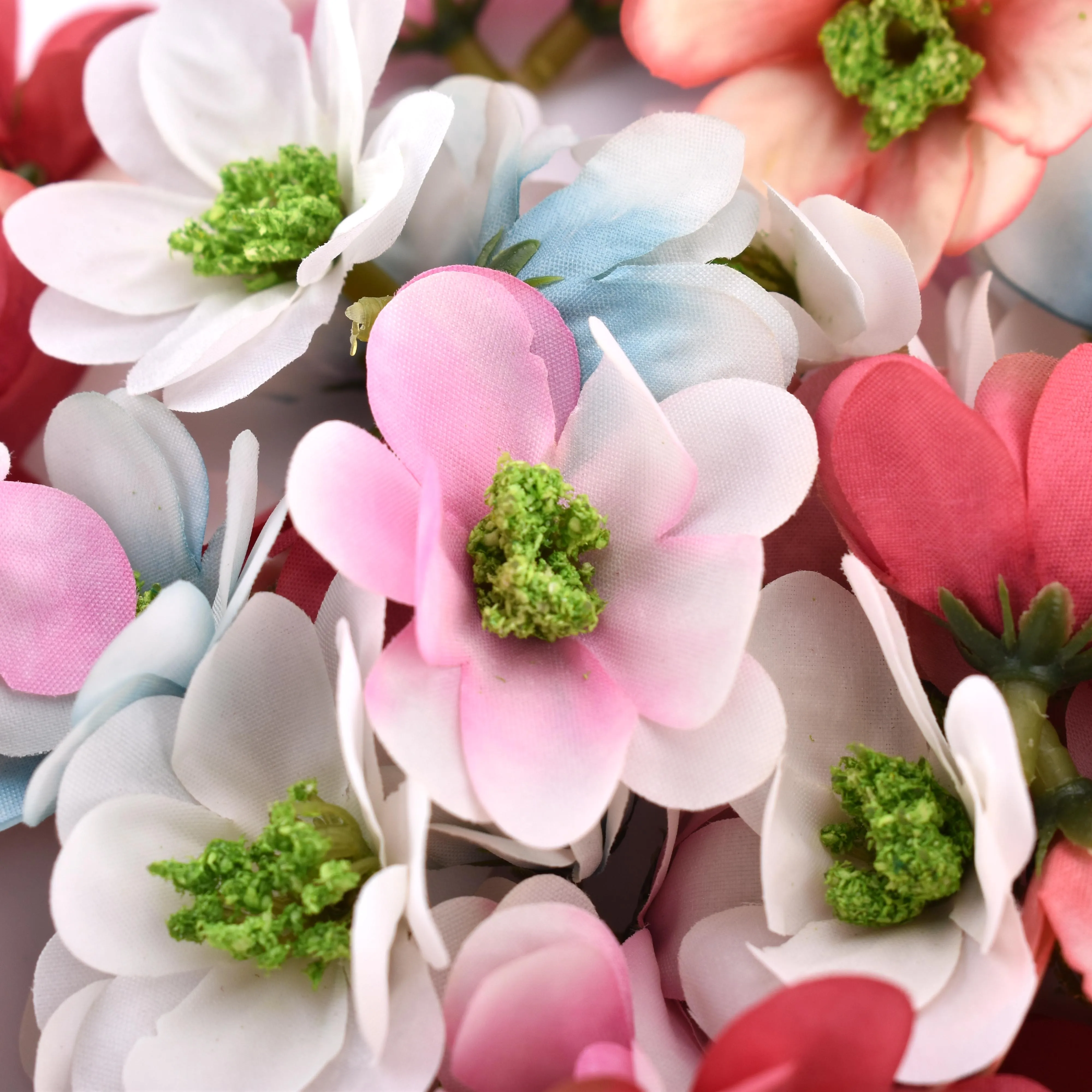 Миниатюрная Маргаритка из шелка 4 см разноцветный искусственный цветок для