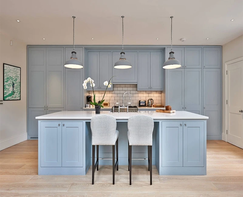 Latest styles kitchen cabinet furniture China Manufacture Modern Design Wooden Kitchen Cabinet Blum Hardware