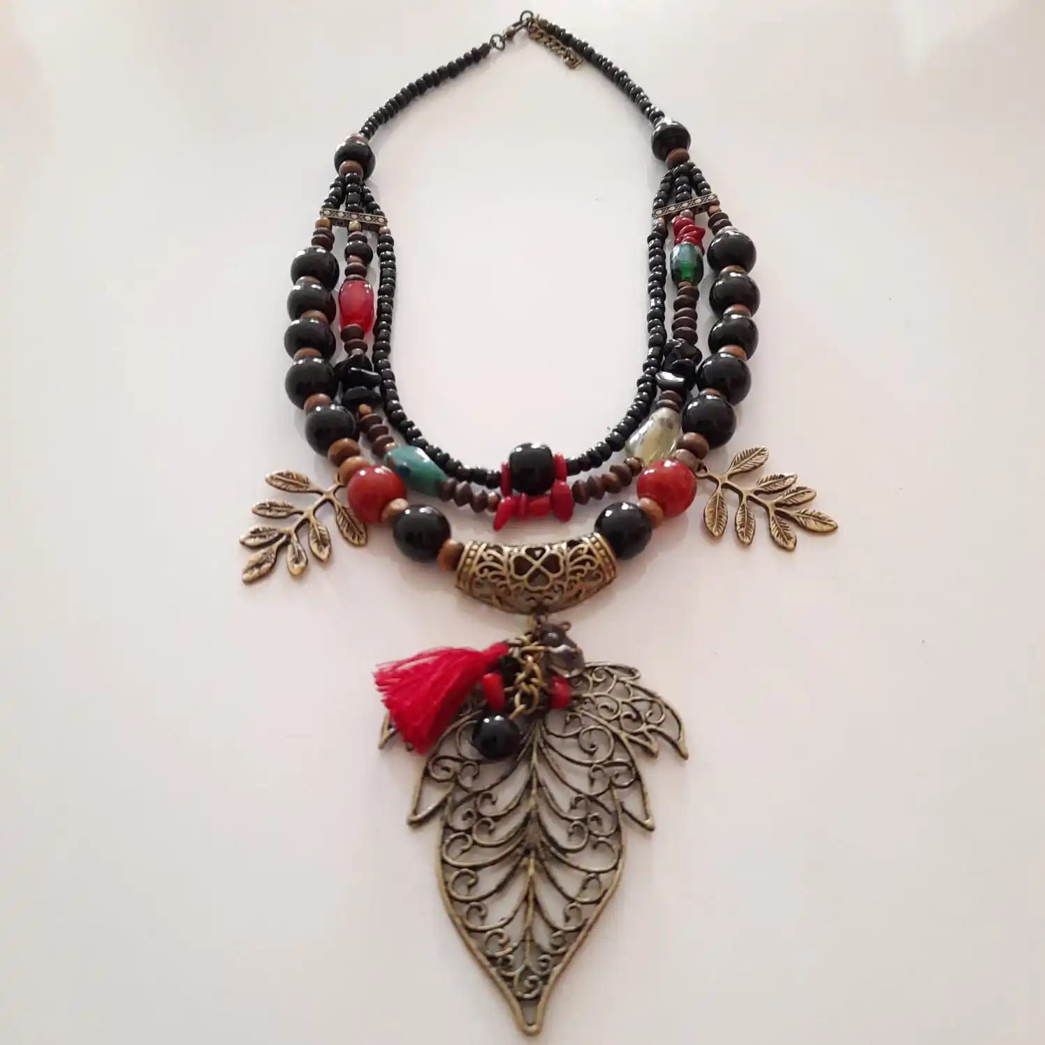 

Goodtime Leaf Necklace Basement Beads Ladies Handmade Jewelry