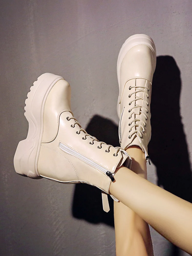 

Martins boots women's new temperament England wind autumn 2019 new slim motorcycle thick bottom heighten short boots