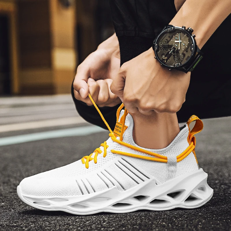 

2021 summer new shoes, men's fashion shoes, Korean version, breathable and odorless blade sneakers, spring casual shoe list