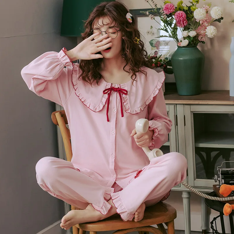 Женские пижамные комплекты с цветочным принтом комплект из двух предметов