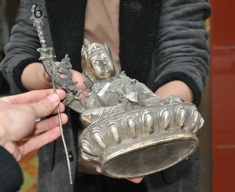 

wedding decoration Old Tibetan Buddhism Tibetan silver Guru Rinpoche Padmasambhava Buddha Statue