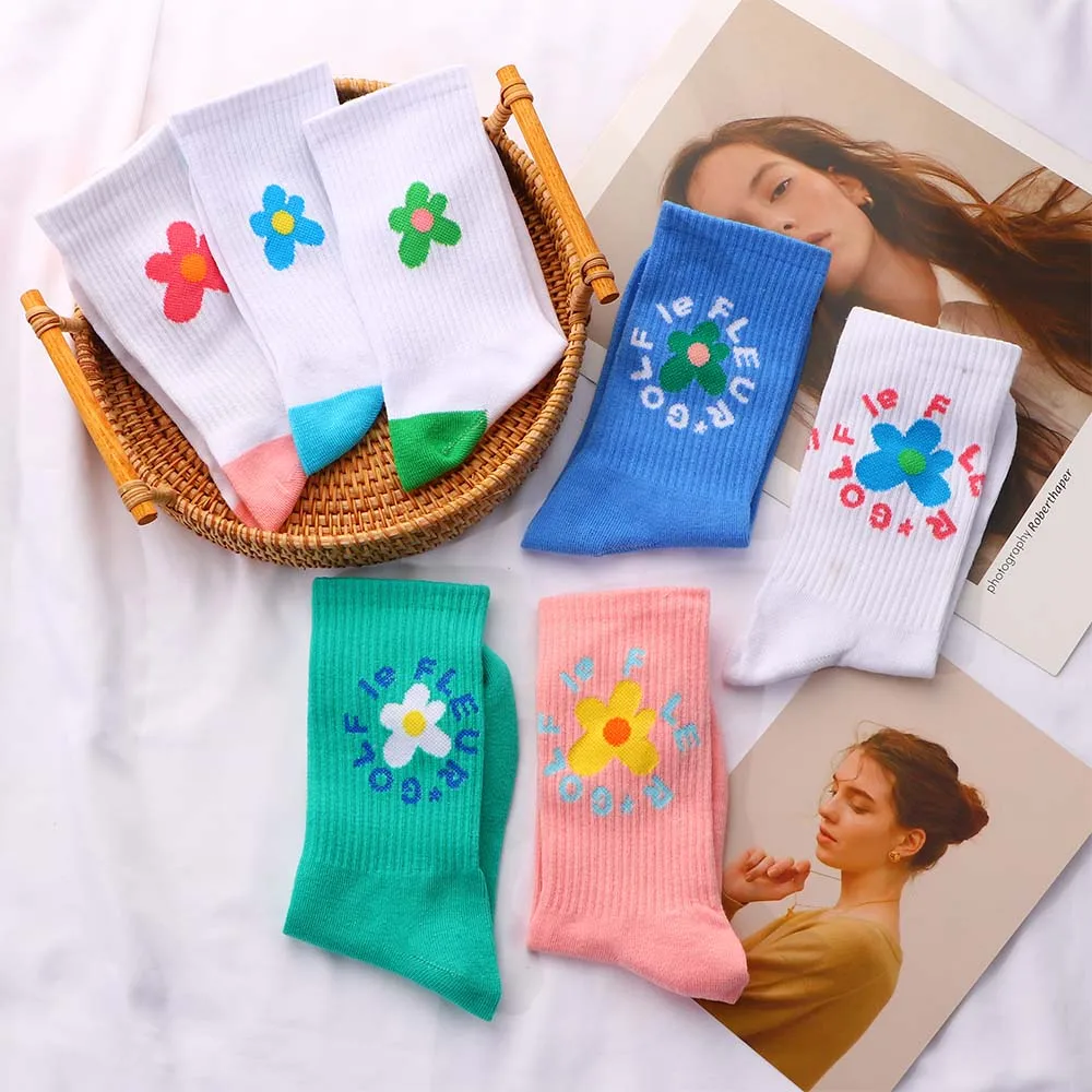 Fashion Women Socks Beauty Flower Golf Middle Tube Socks Ladies Harajuku Socks Sweet Girls Soft Cotton Breathable Socks New Hot