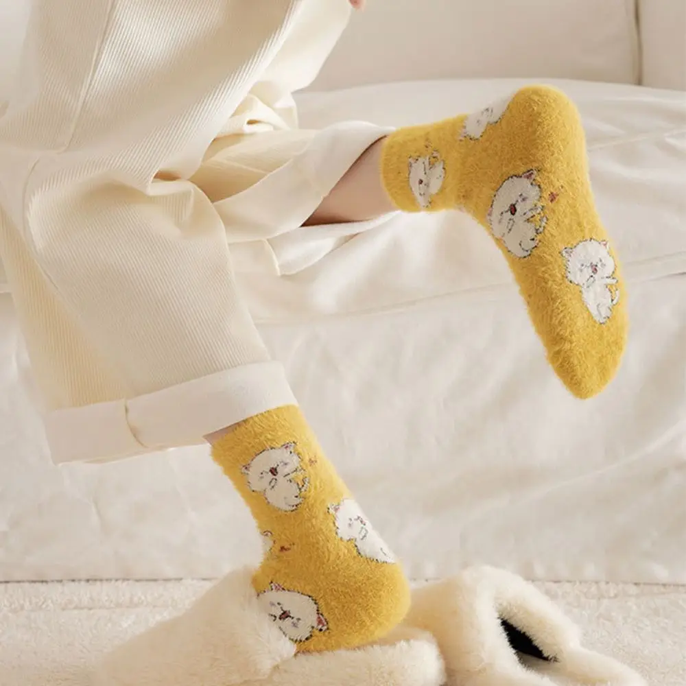 

Thick Breathable Fashion Design Cat Rabbit Pig Cartoon Hosiery Women Socks Floor Socks Mink fur Fleece Socks