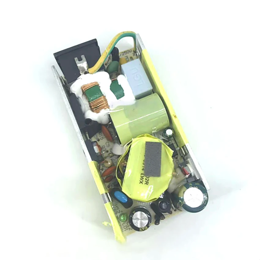 Напряжение регулятор AC-DC Питание преобразователя постоянного тока при