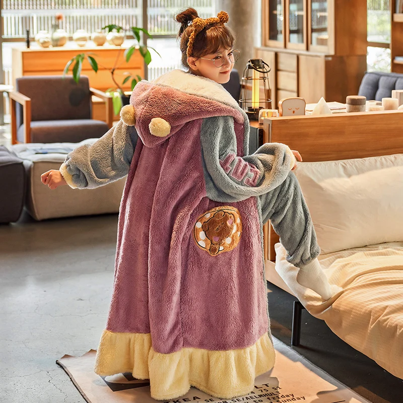 Women's Hooded Coral Fleece Long-Sleeved Flannel Home Wear Casual Pajamas for Spring and Autumn Bathrobe Set Winter