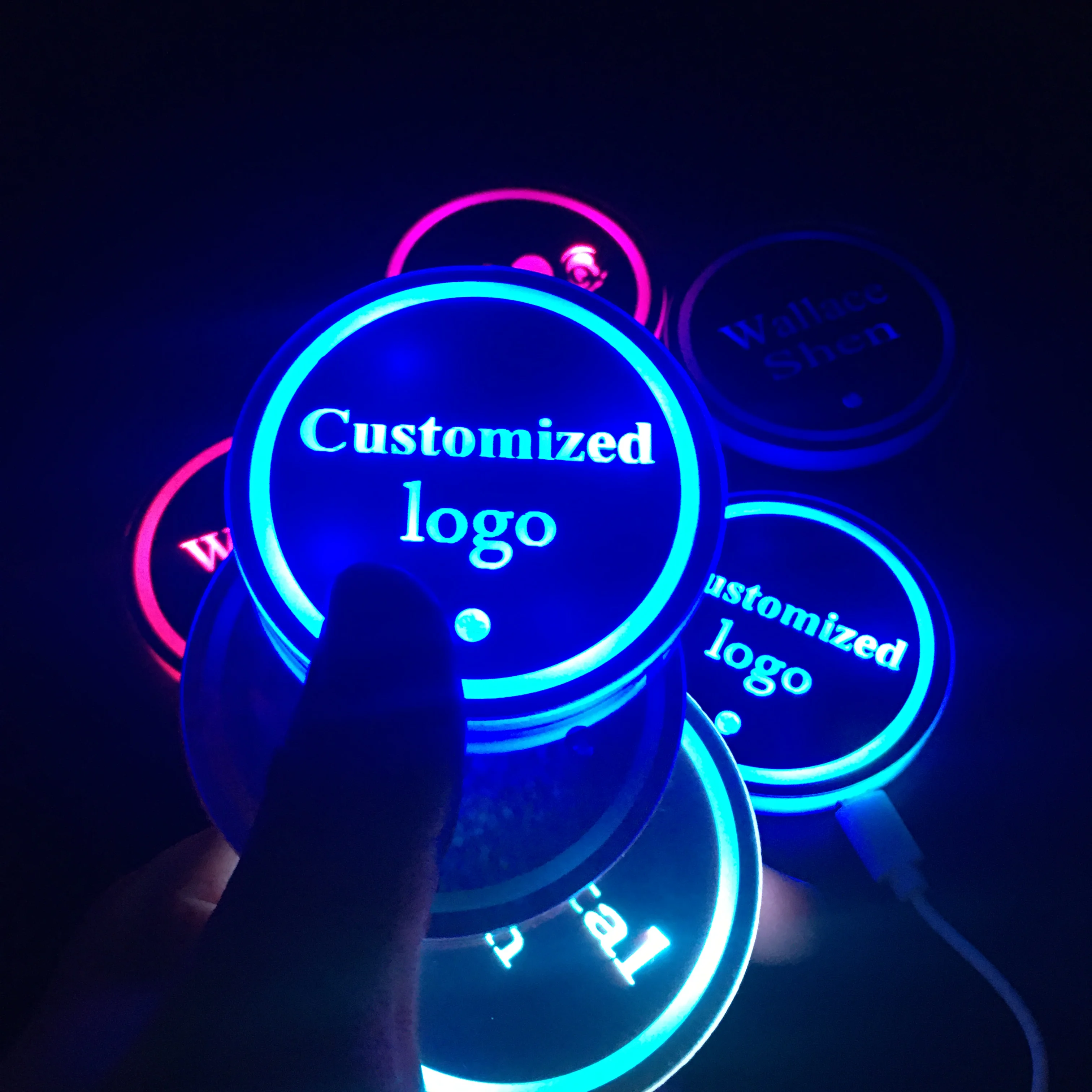 2X Светодиодные Автомобильные лампы для подстаканника с логотипом BMW Audi Mercedes Benz Ford