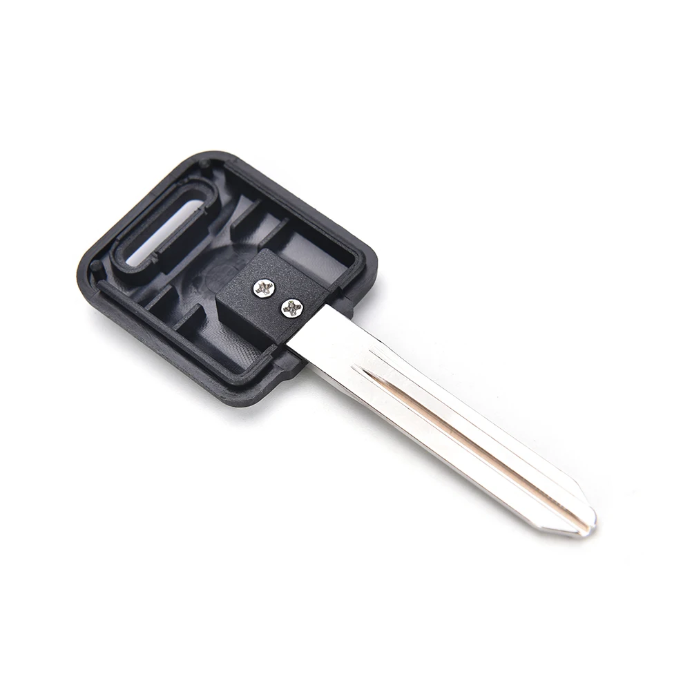 

1PC New Remote Head Key For Nissan Uncut Ignition Blank Chipped Car Key With Transponder Chip for Nissan