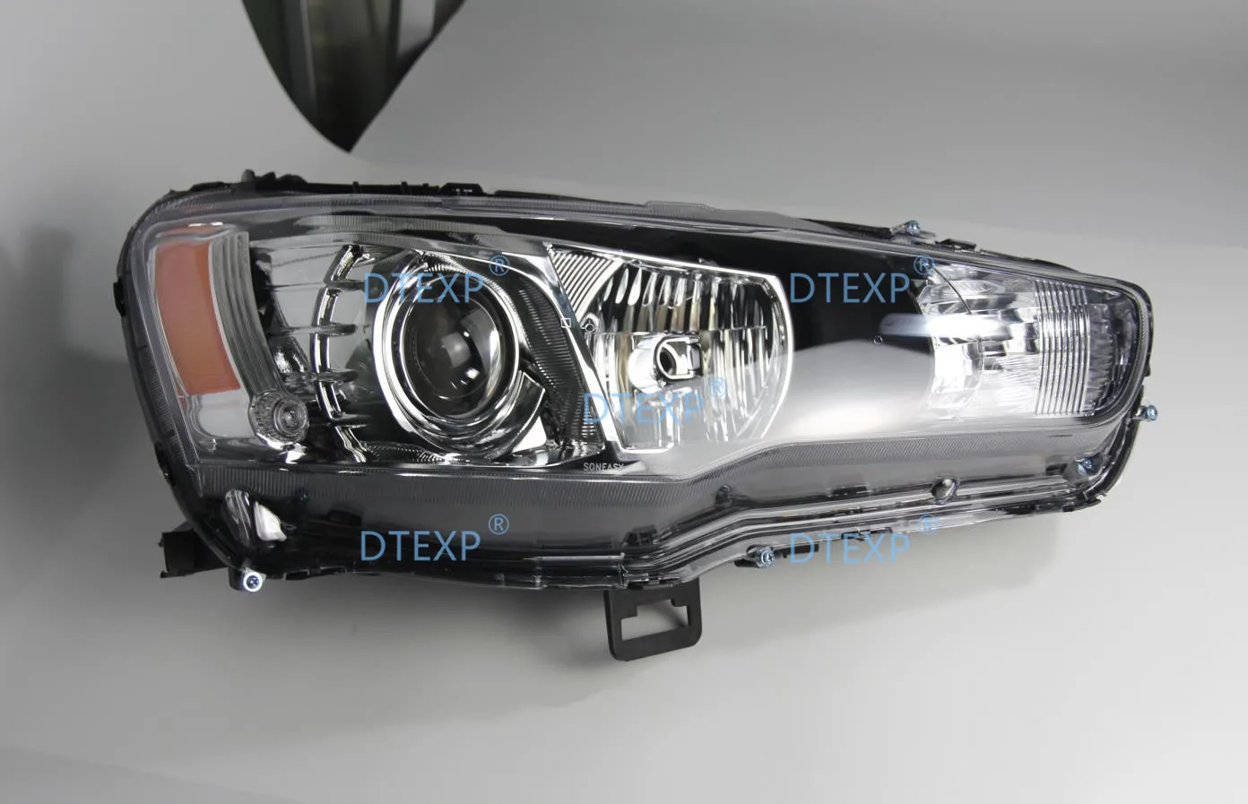 Ксеноновая фара для Lancer Ex передняя HID Gt Evo без балласта с электродвигателем 1 шт. |