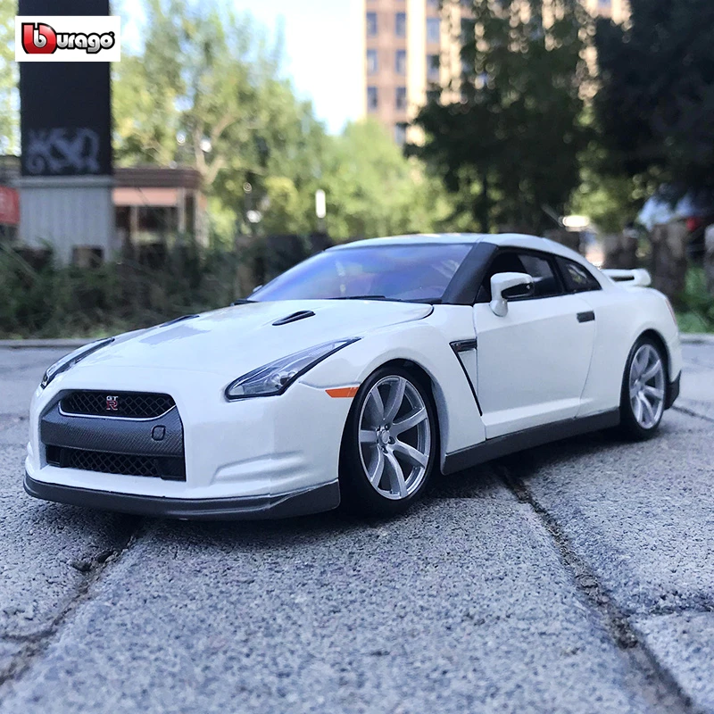 Bburago 1:18 2009 Nissan GT Rcar брелок для автомобильных ключей имитационная модель