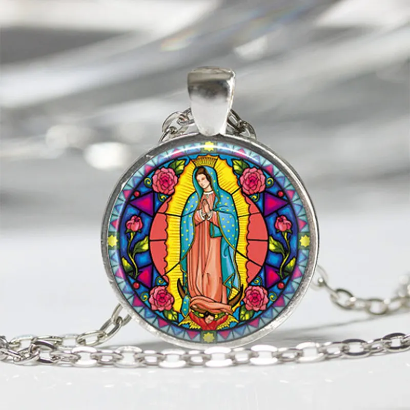 

Our Lady of Guadalupe pendant Necklace Virgin Mary Sacred Heart Religious Art Steampunk Bronze chain vintage women Jewelry