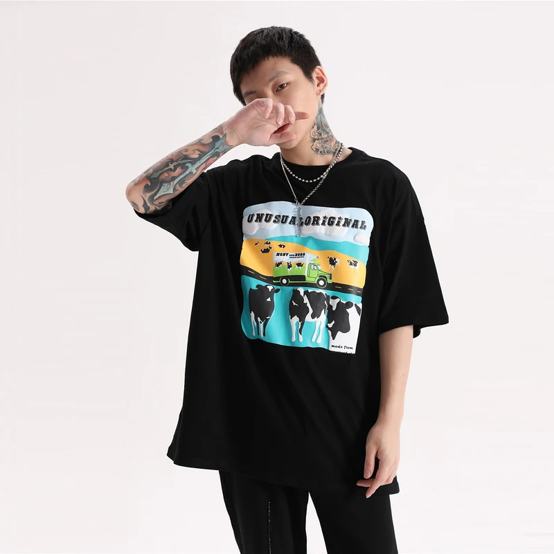

ELKMU Blue T-shirt Men Hip Hop Streetwear Harajuku Cows Farm Print Tshirt Summer Short Sleeve Tops Tees Cotton Loose HE717