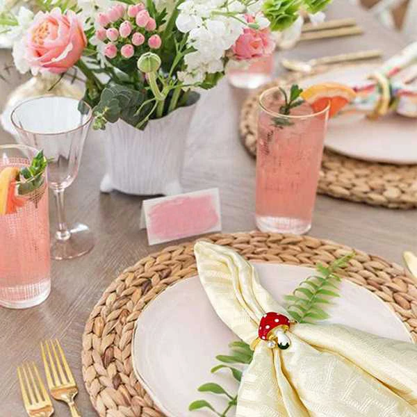 

10Pcs Mushroom Napkin Rings Red Napkin Ring Holders Holiday Table Decor for Wedding,Party, Dining Table Decoration