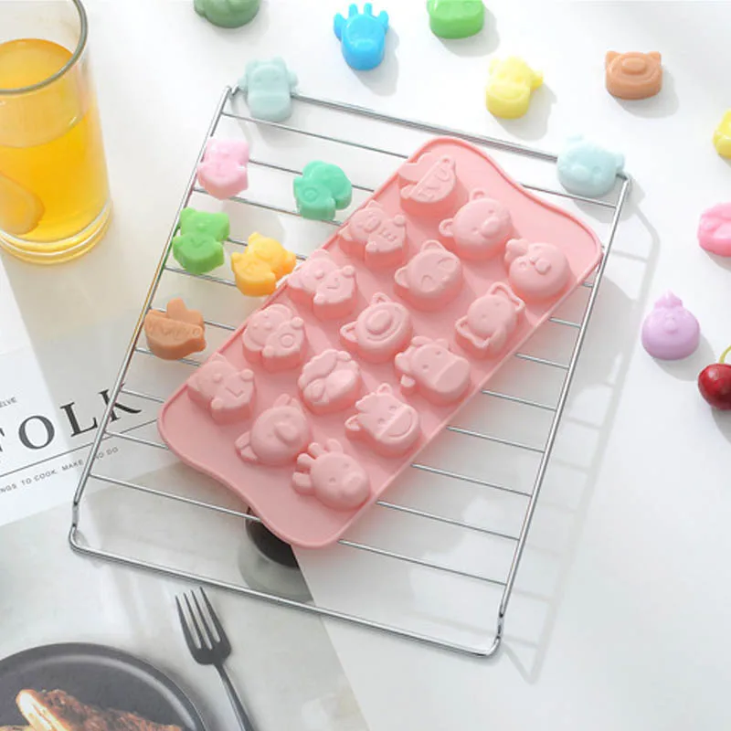 Силиконовая форма в виде поросенка с мультяшными животными 15 видов силиконовая