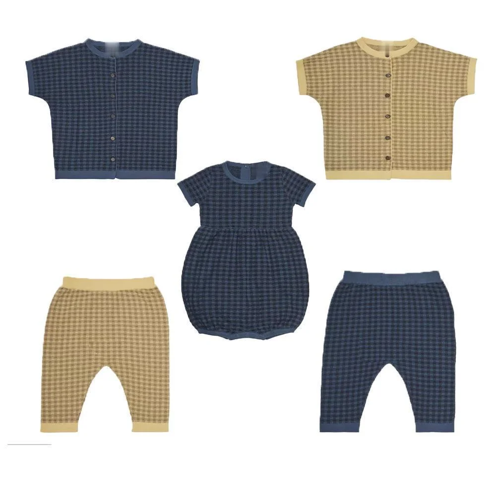 

2021 Spring and Summer New Boys' Sweater Shorts Fub Soft Modal Cotton Hollow Knit Top Five-point Pants Suit