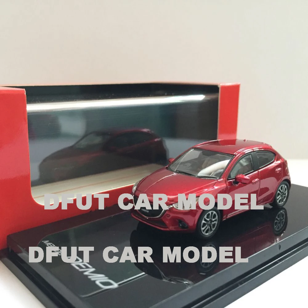 1:64 литые игрушки модель спортивного автомобиля DEMIO детские игрушечные машинки