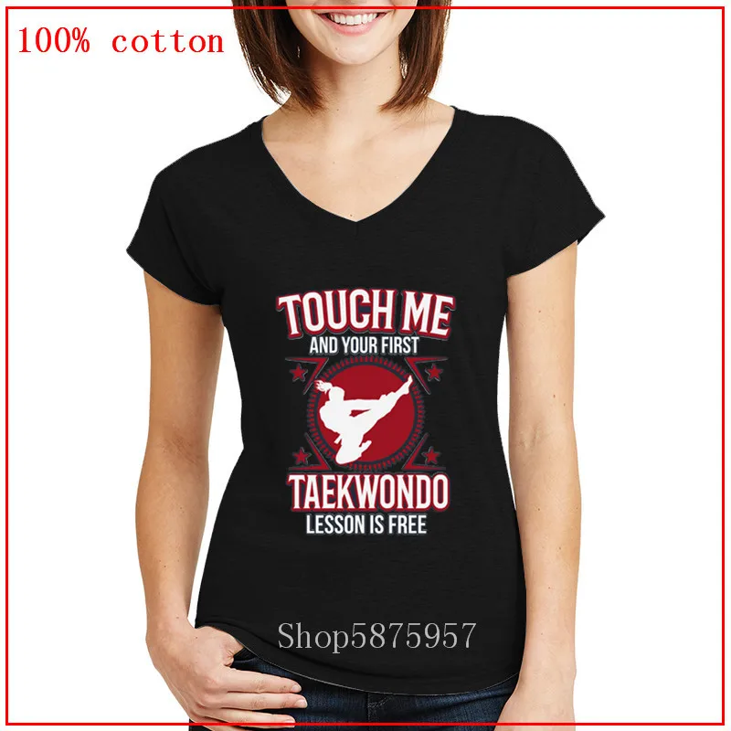 Новый дизайн коснитесь меня и ваш первый урок бесплатно девушка тхэквондо
