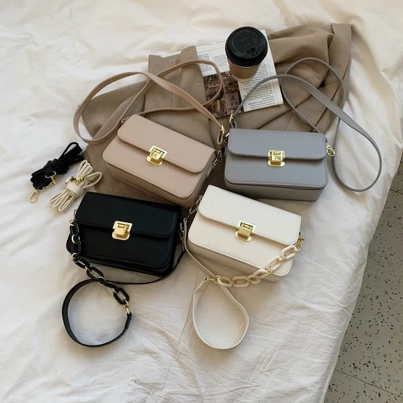 

Women Shoulder Bag Small New Ladies Crossbody Bag Simple Square Fashion Solid Color Bag Light For Work Appointment With Chain