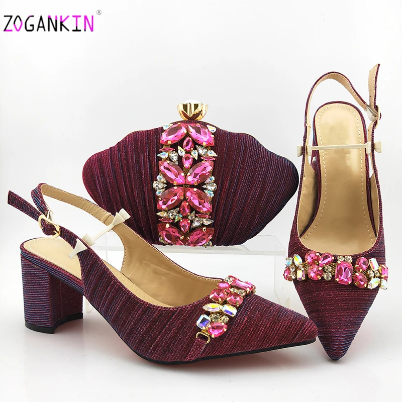 Босоножки с острым носком комплект из обуви и сумки в итальянском стиле высокого