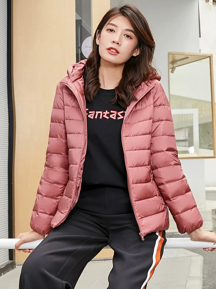 BG 2019 Новая коллекция ранней зимы утиный пуховик с капюшоном Женский теплая