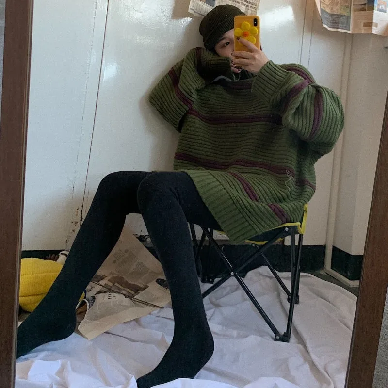 Свитер женский с высоким воротником утепленный мешковатый в Корейском стиле