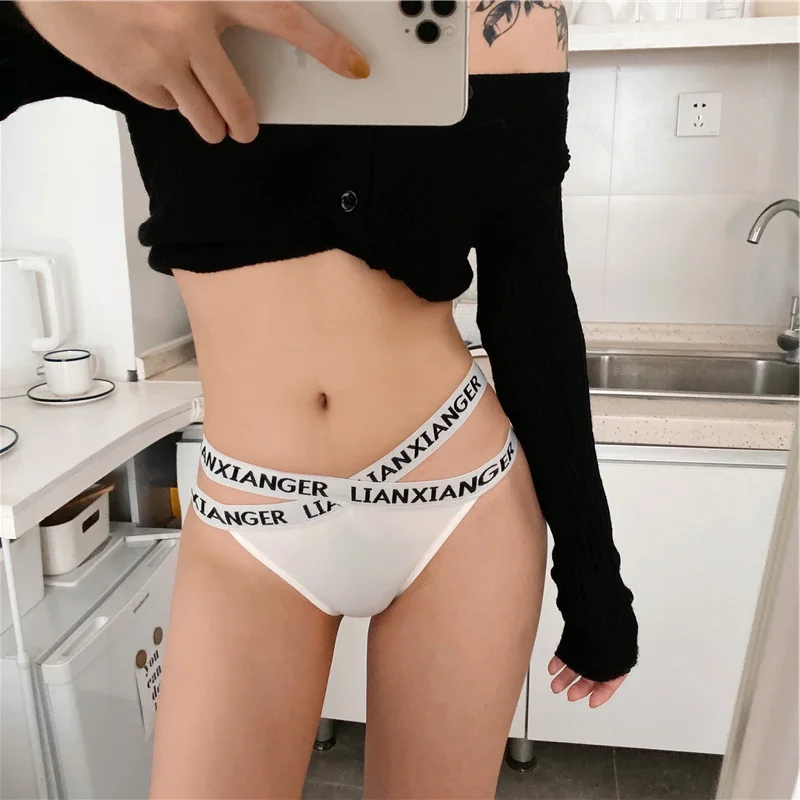 

Сексуальные женские трусики из вискозы, бесшовные стринги, стринги с надписью, трусики для девушек, нижнее белье с перекрестным поясом, женс...