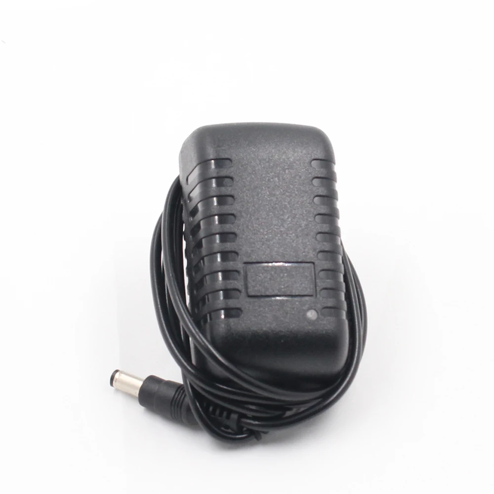 

18650 Rechargeable Lithium Battery Charger DC 5.5mm * 2.1mm Portable Charger for 1 2 3 4 String Lithium 4.2V 8.4V 12.6V 16.8V 1A