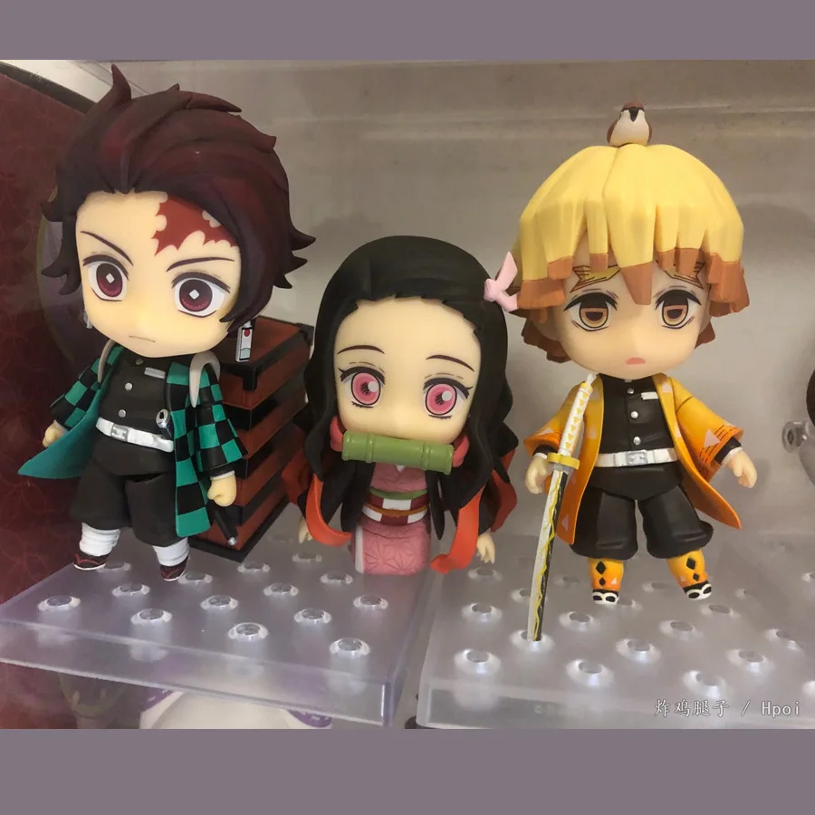 

10CM Anime Demon Slayer Kimetsu No Yaiba Action Figures PVC Agatsuma Zenitsu Nezuko Kamado Tanjirou Figures Model Toy Decoration