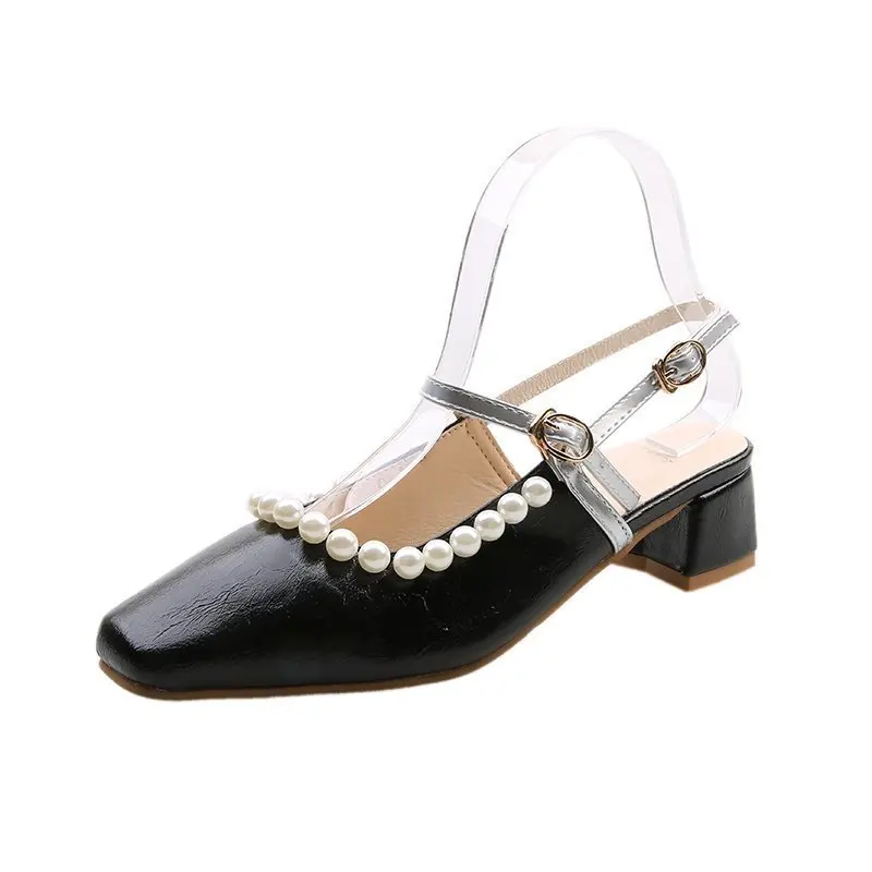 

2021 Summer Women's Shoes Sandals Buckle Strap Solid String Bead Cover Toe Fashion Mature Med Heels Square Heel Beach