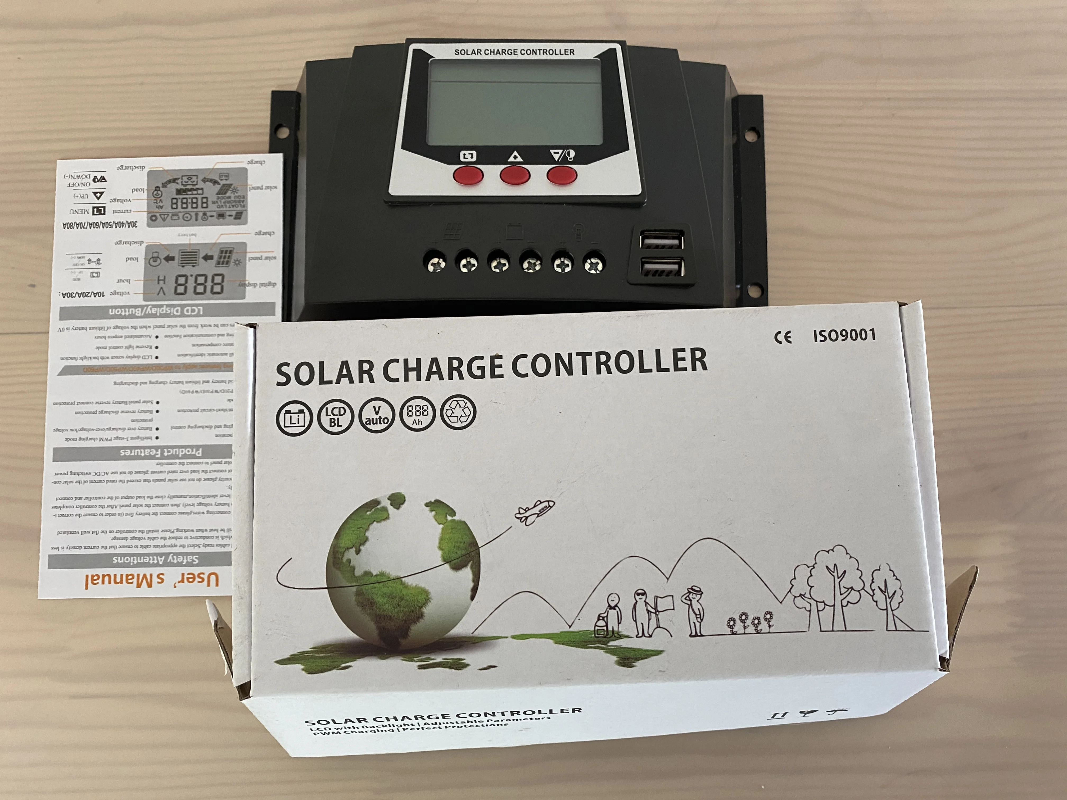 

LCD 30A 12V 24V solar charge controller battery charge control for less than 720w panel charger solar system kit