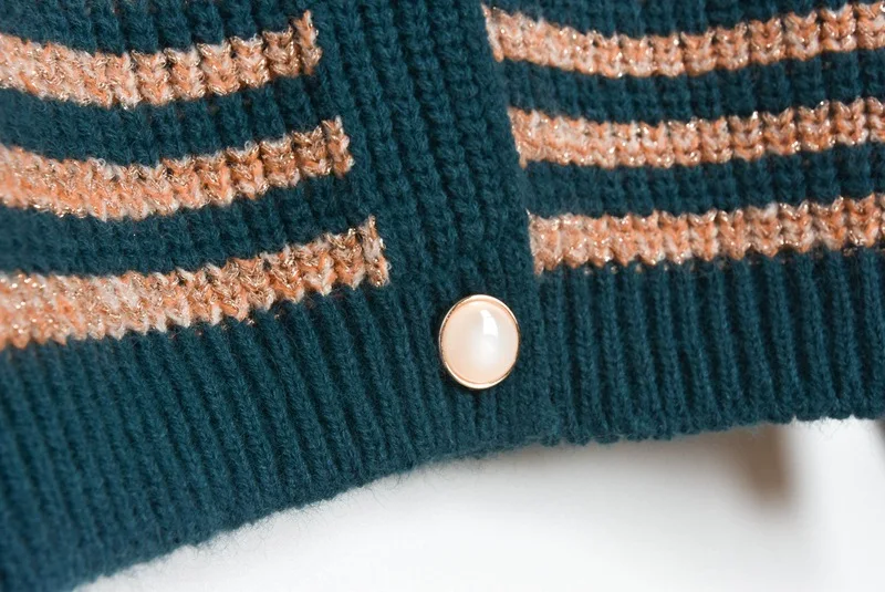 

2020 Knitted Short Cardigan Sweater Women Autumn Winter Vintage Knitwear V-neck Striped Loose Preppy Sweater Blouse Female Tops