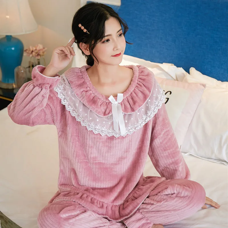 

Осенне-зимний теплый фланелевый Универсальный новый костюм с длинным рукавом для девочек коралловый бархатный костюм из двух предметов до...